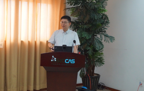 郭向欣研究员做报告 郭向欣研究员做报告