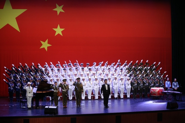 地球科学学院演唱《长征组歌》获一等奖 杨天鹏 摄 地球科学学院演唱《长征组歌》获一等奖 杨天鹏 摄