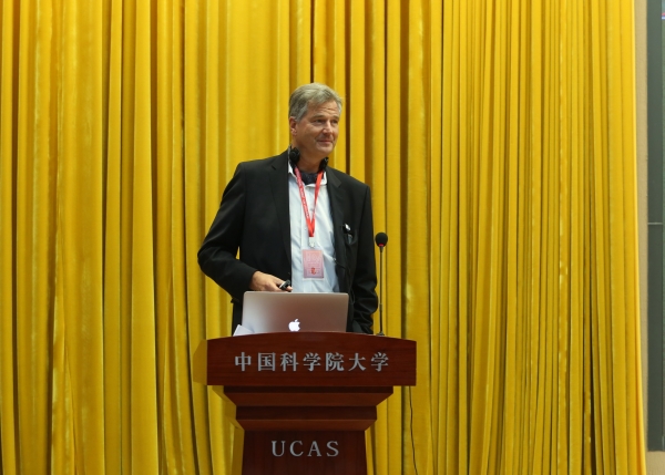 斯坦福大学工程院常务副院长：Bernd Girod