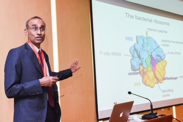 Venkatraman Ramakrishnan教授讲报告