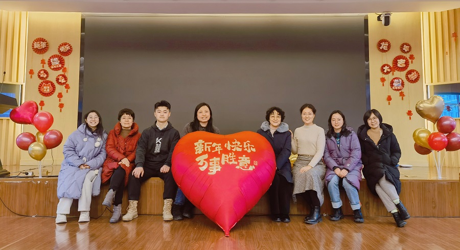 0布置会场.jpg