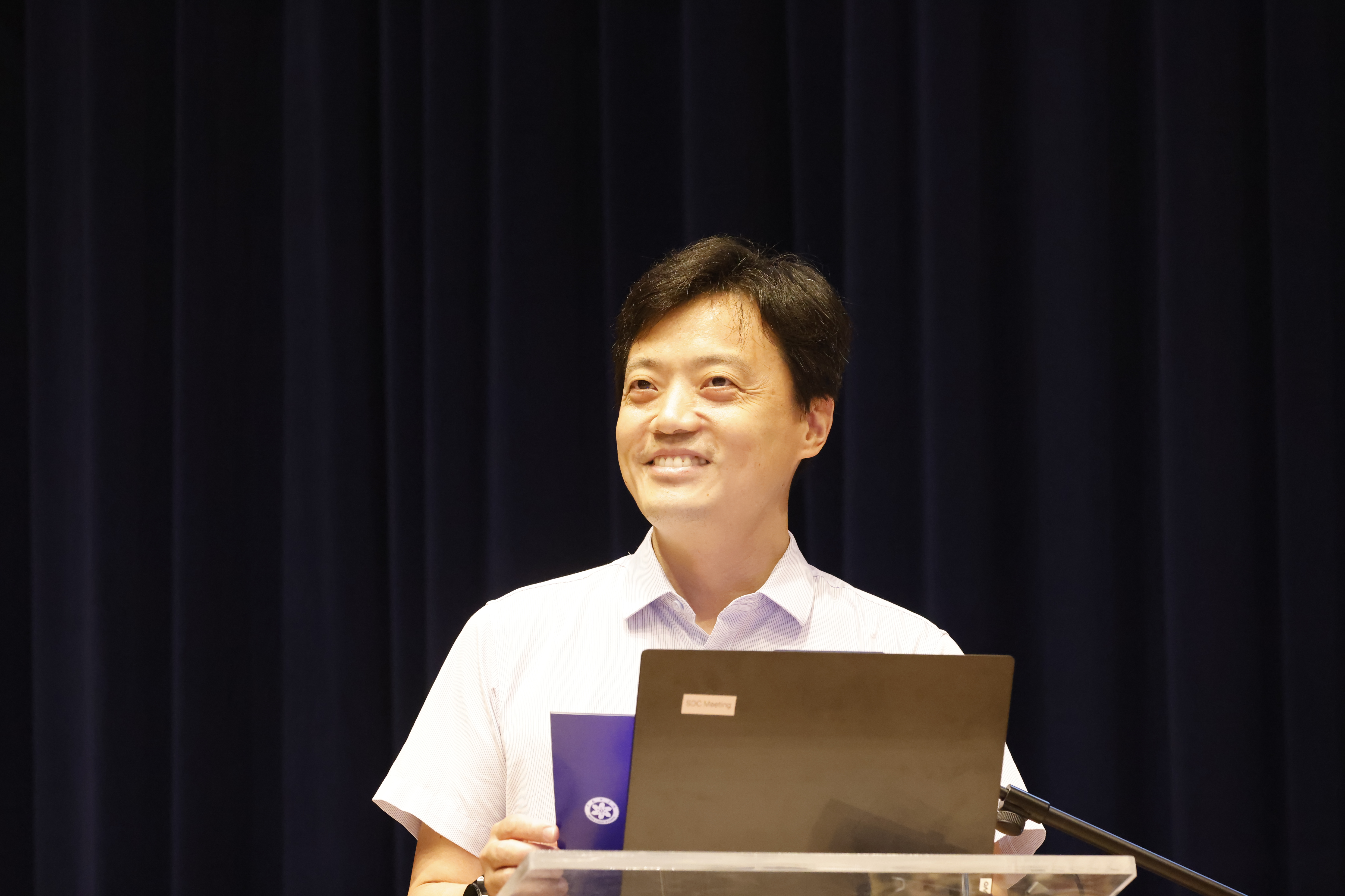 林晓做总结发言.JPG