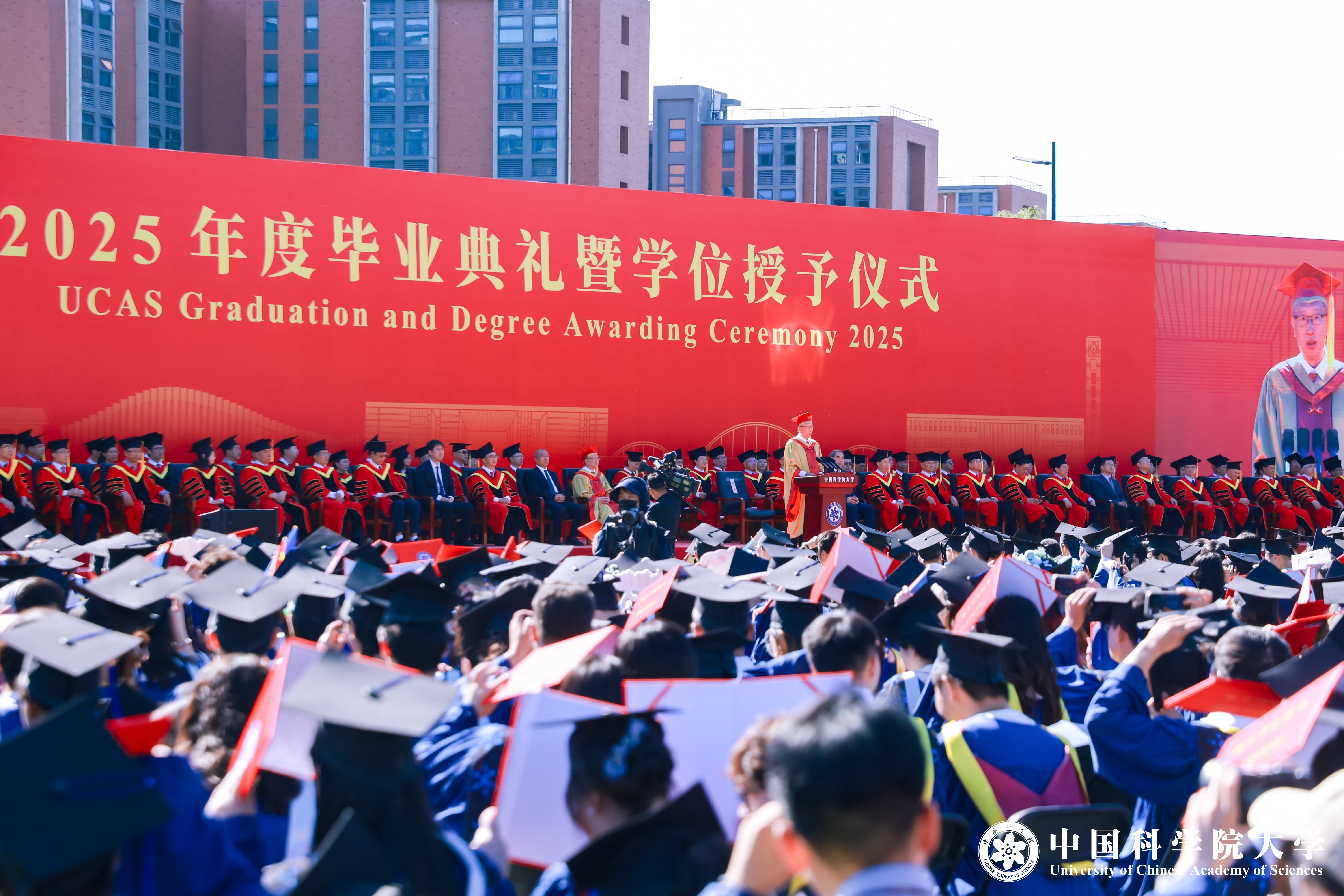 典礼现场(领导嘉宾比较全的ver) (2).jpg