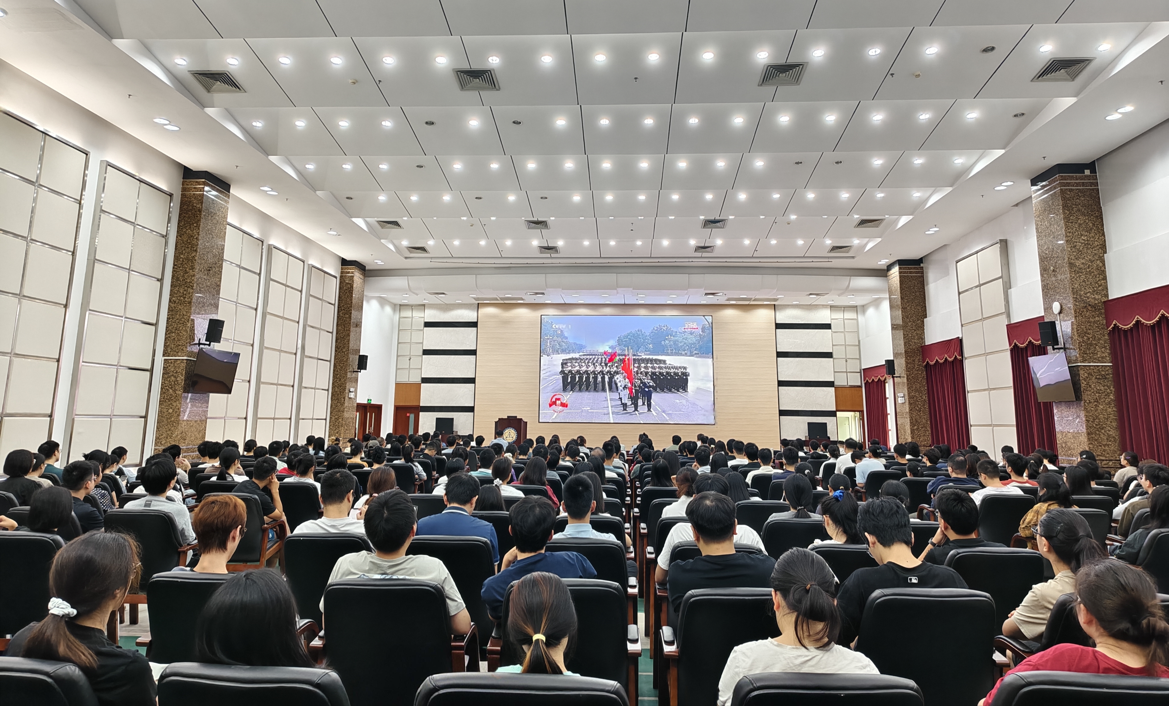 活动现场1.jpg