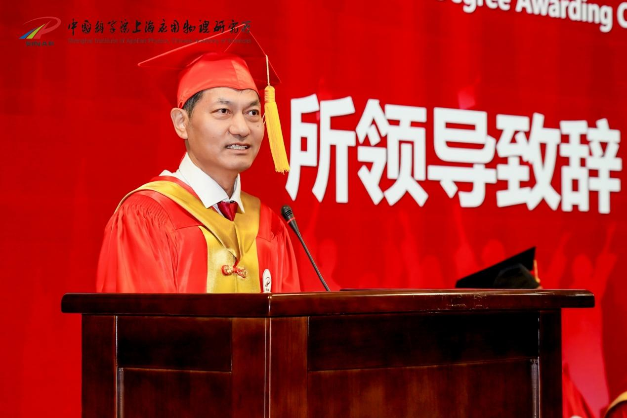 毕业典礼6.png