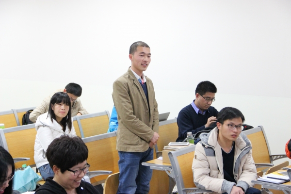 观众提问互动