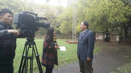 苏刚接受湖南教育电视台采访